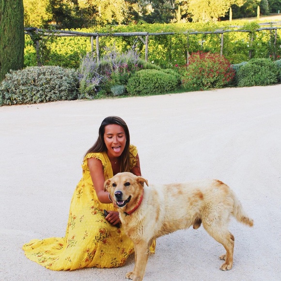 Meet your Posher, Adrienne - Picture 5 of 16